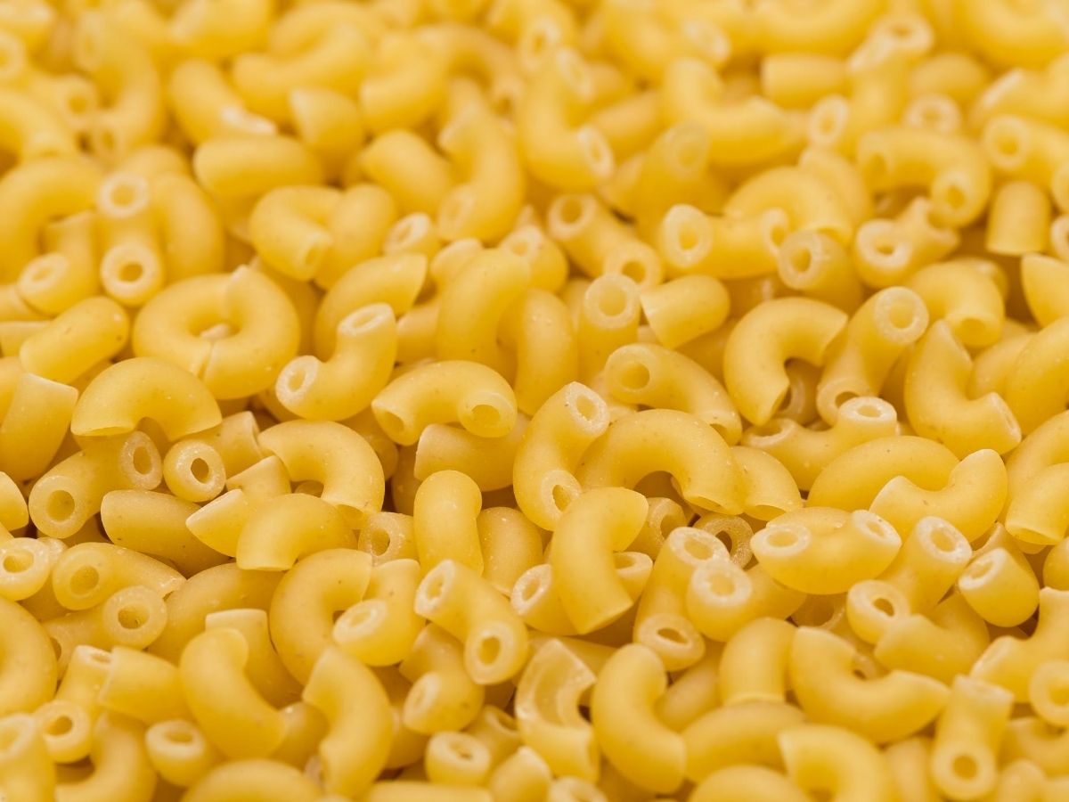 Dried macaroni noodles