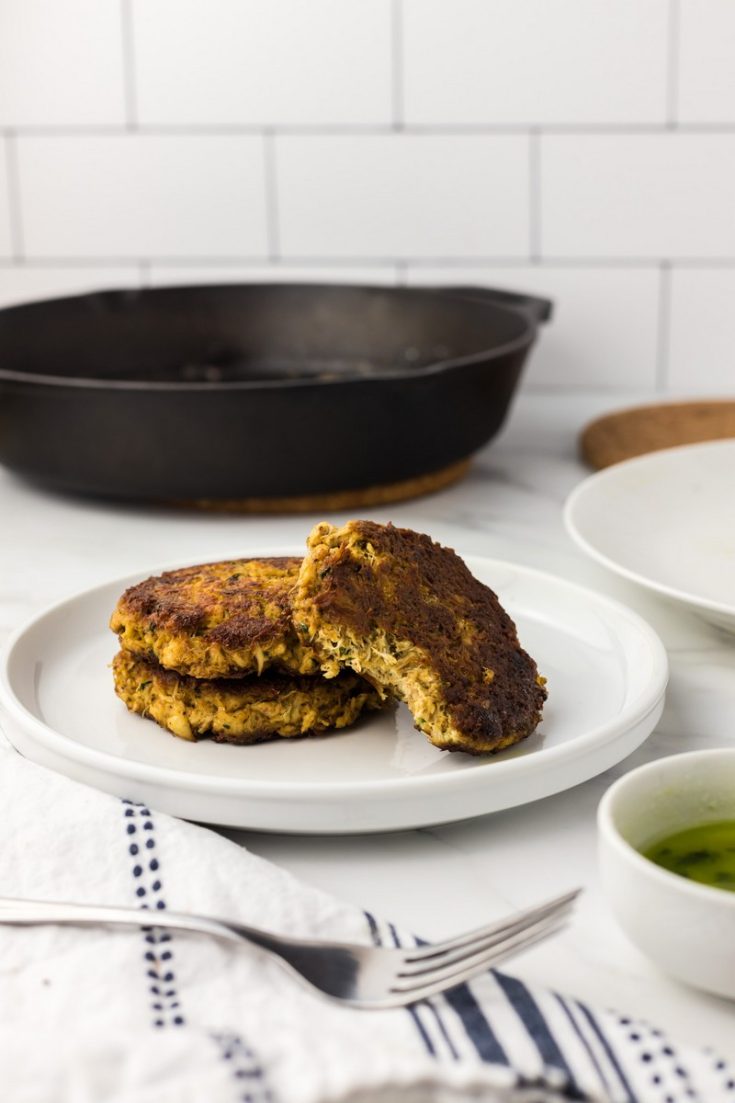 How to Make Easy Homemade Crab Cakes