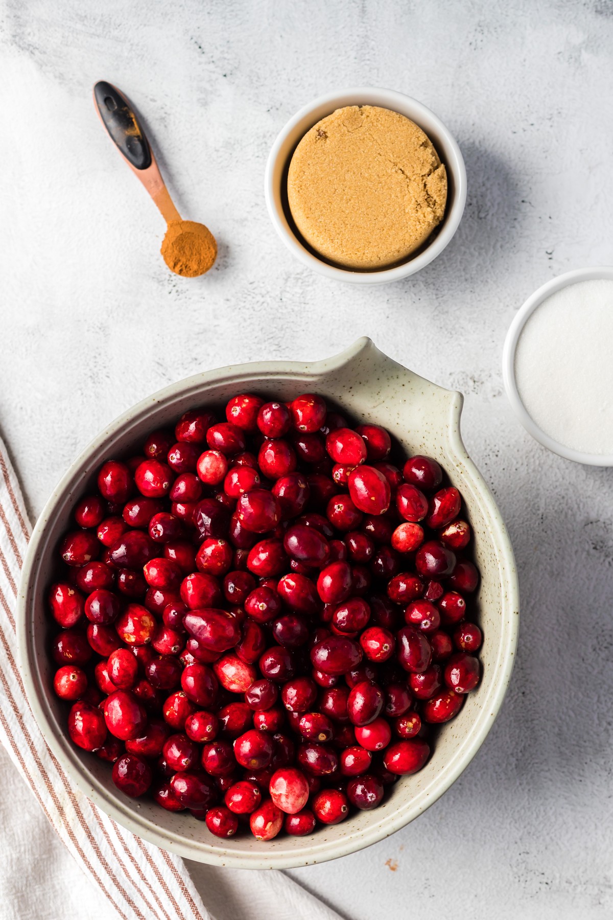 ingredients for cranberry sauce
