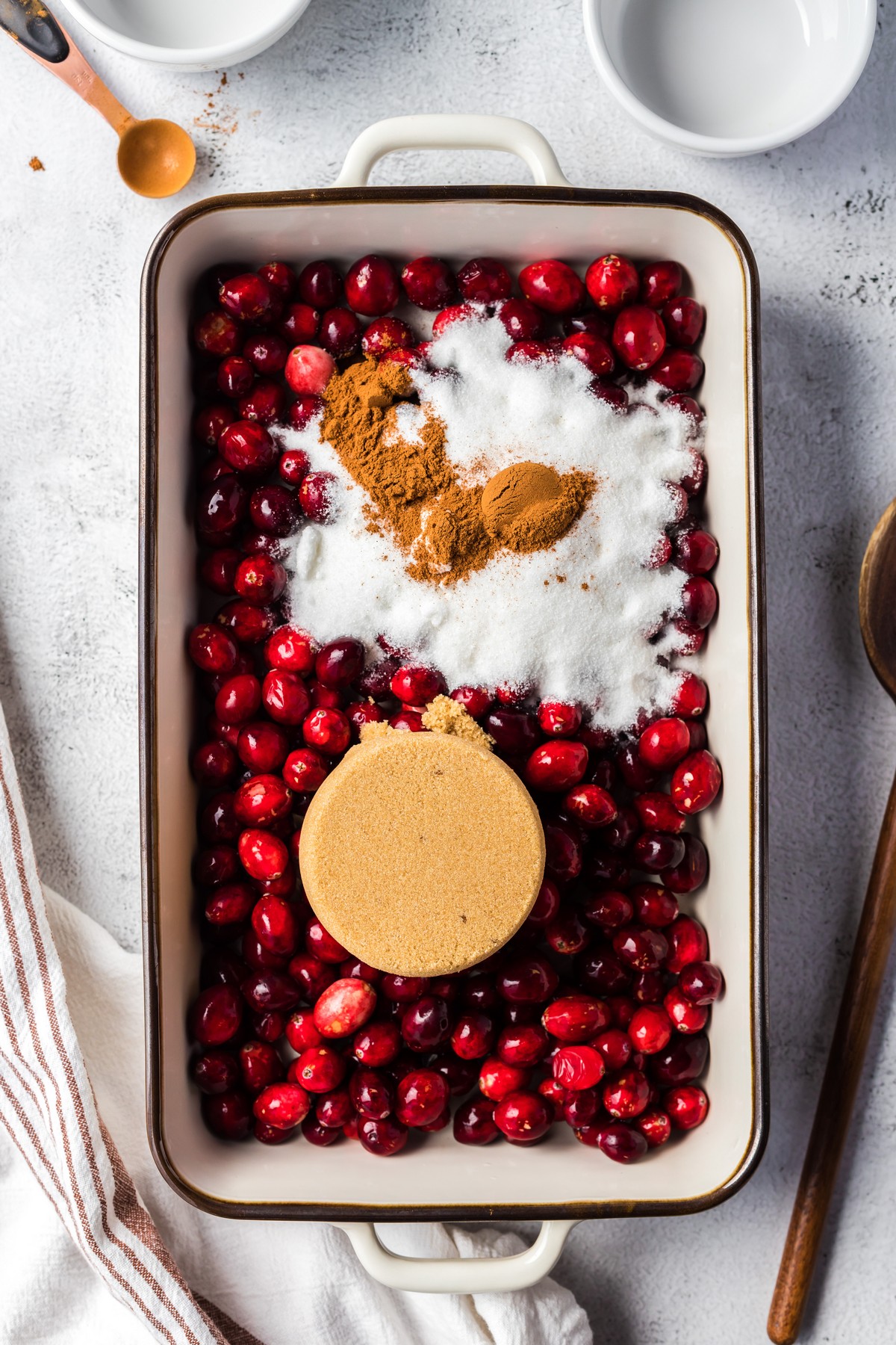 ingredients for cranberry sauce