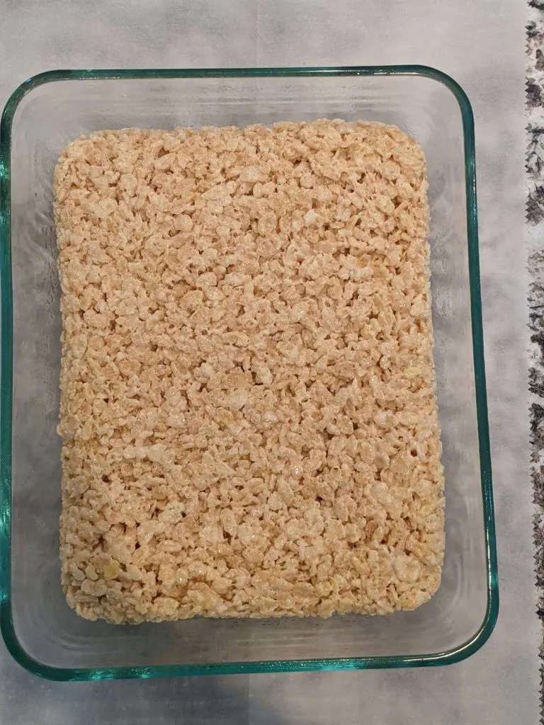 rice krispie treats block in square dish