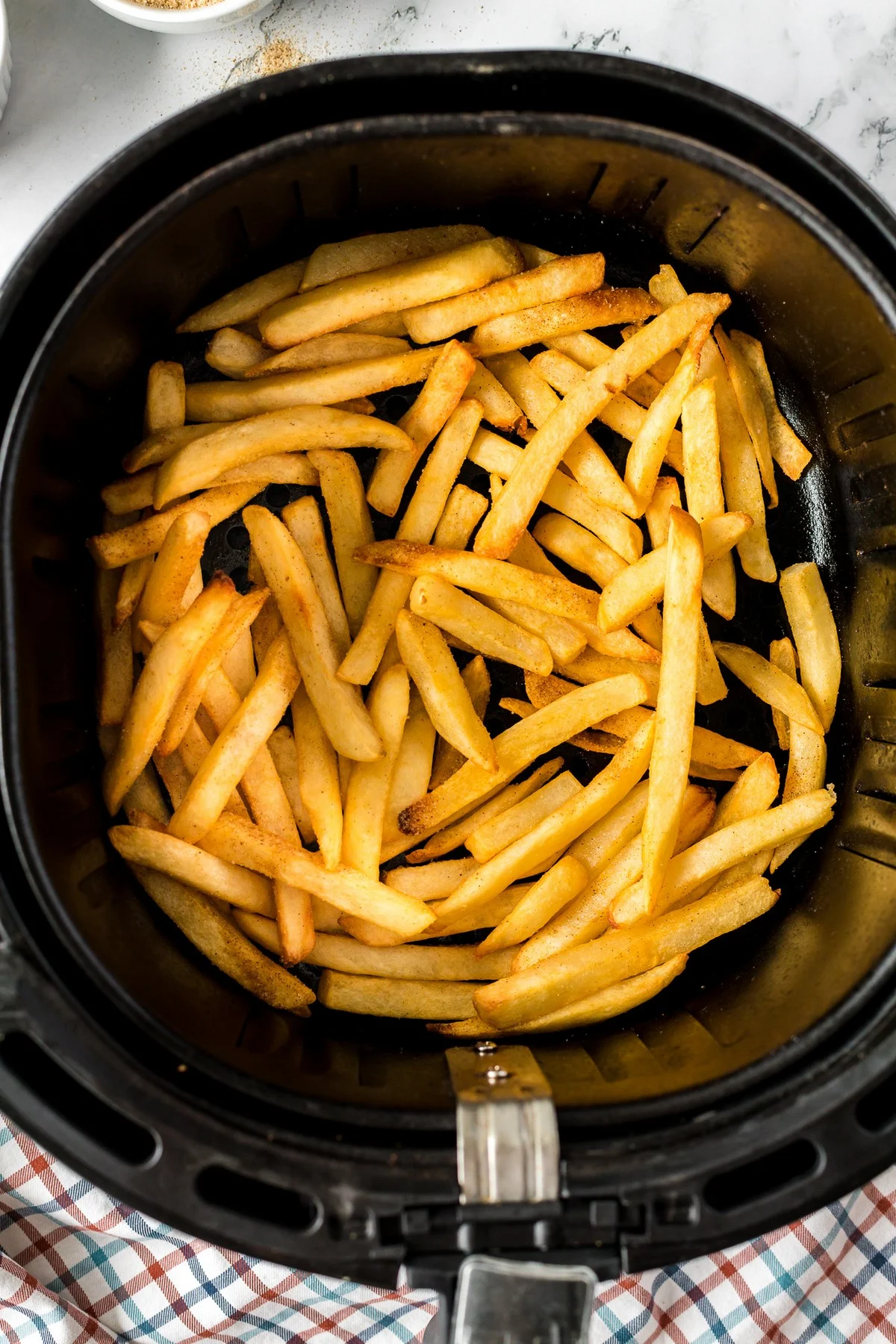 crispy golden fries in air fryer