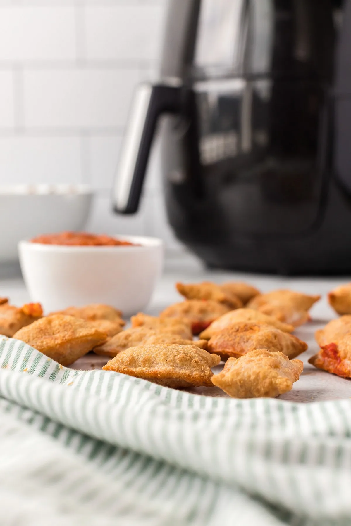 pizza rolls with sauce and air fryer