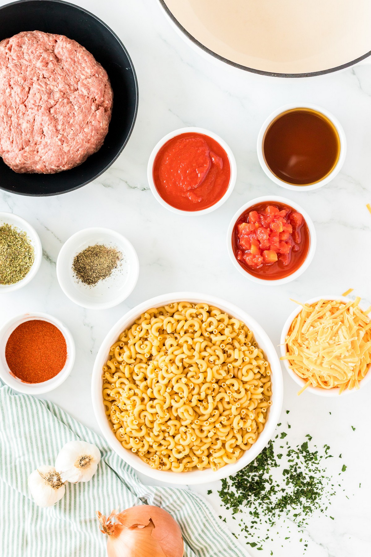 ingredients for american goulash