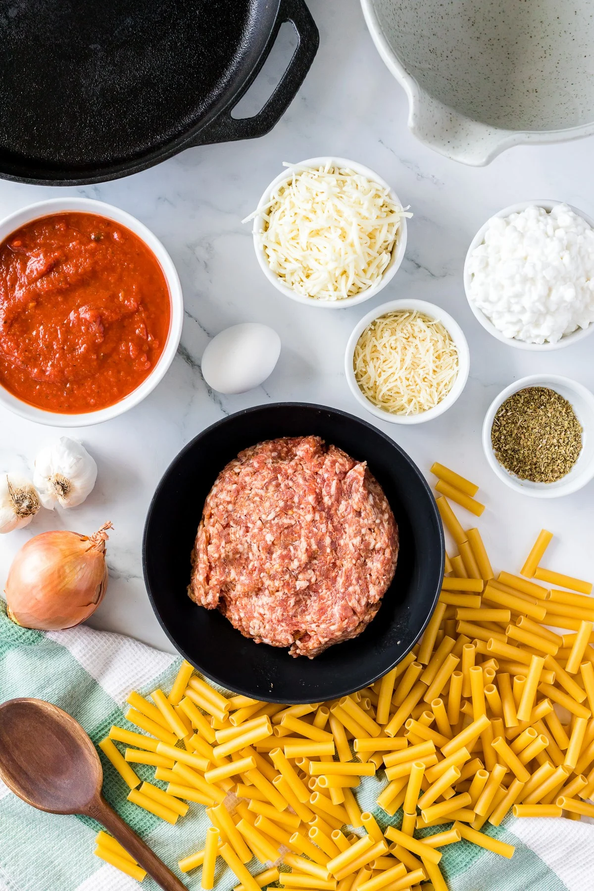 Ingredients for baked ziti