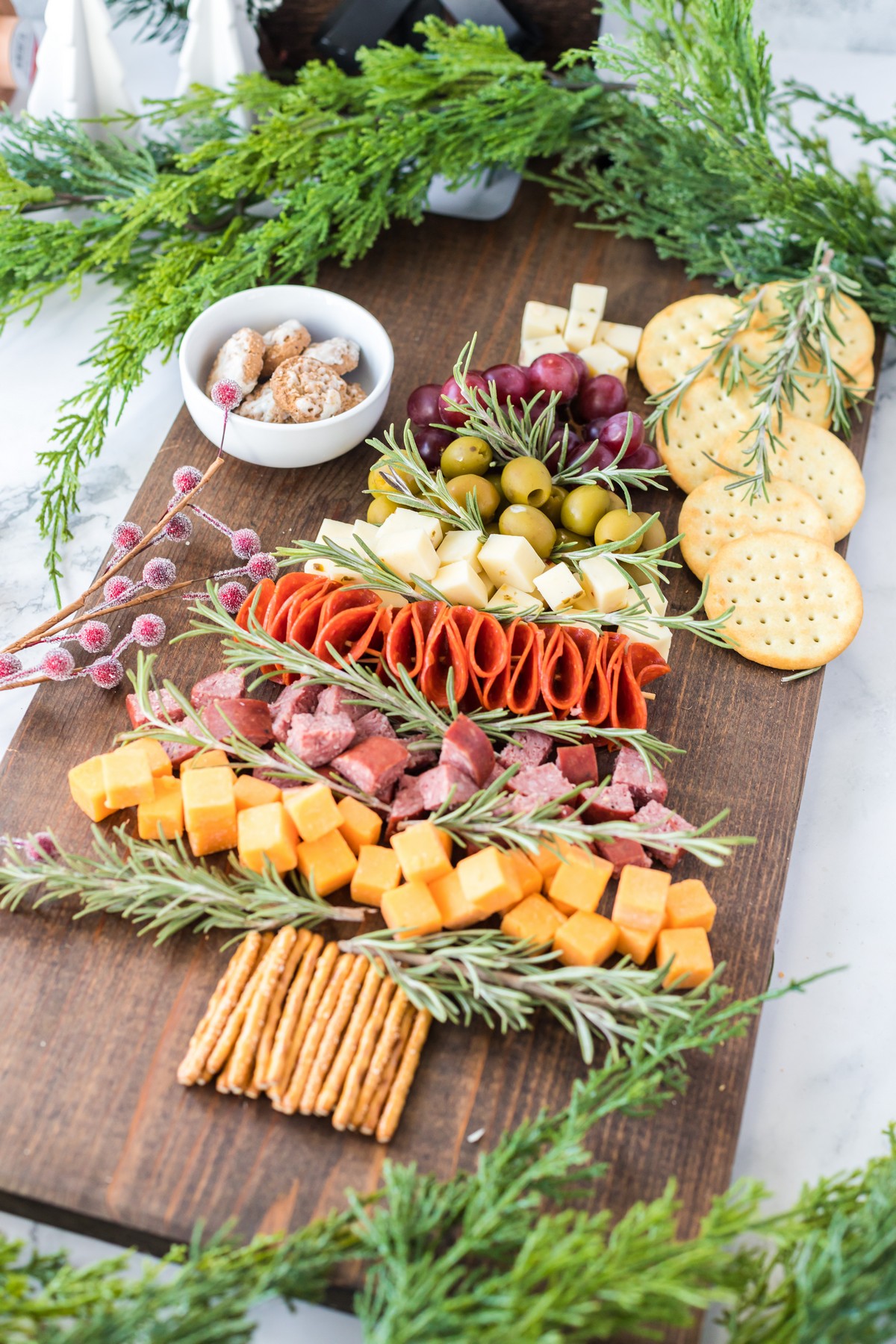 christmas charcuterie board