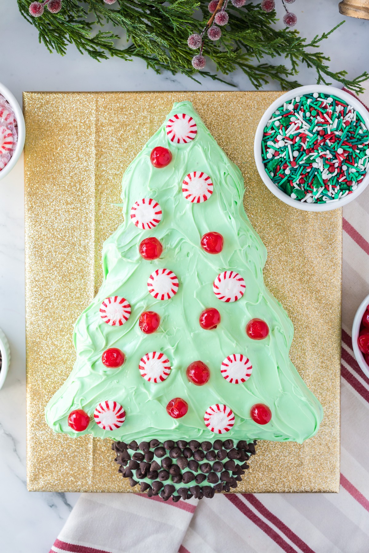 Easy Christmas Tree Cake Decorating Idea • Recipe for Perfection