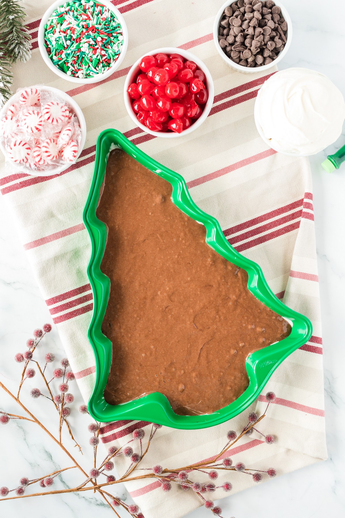 unbaked christmas tree mold with cake batter