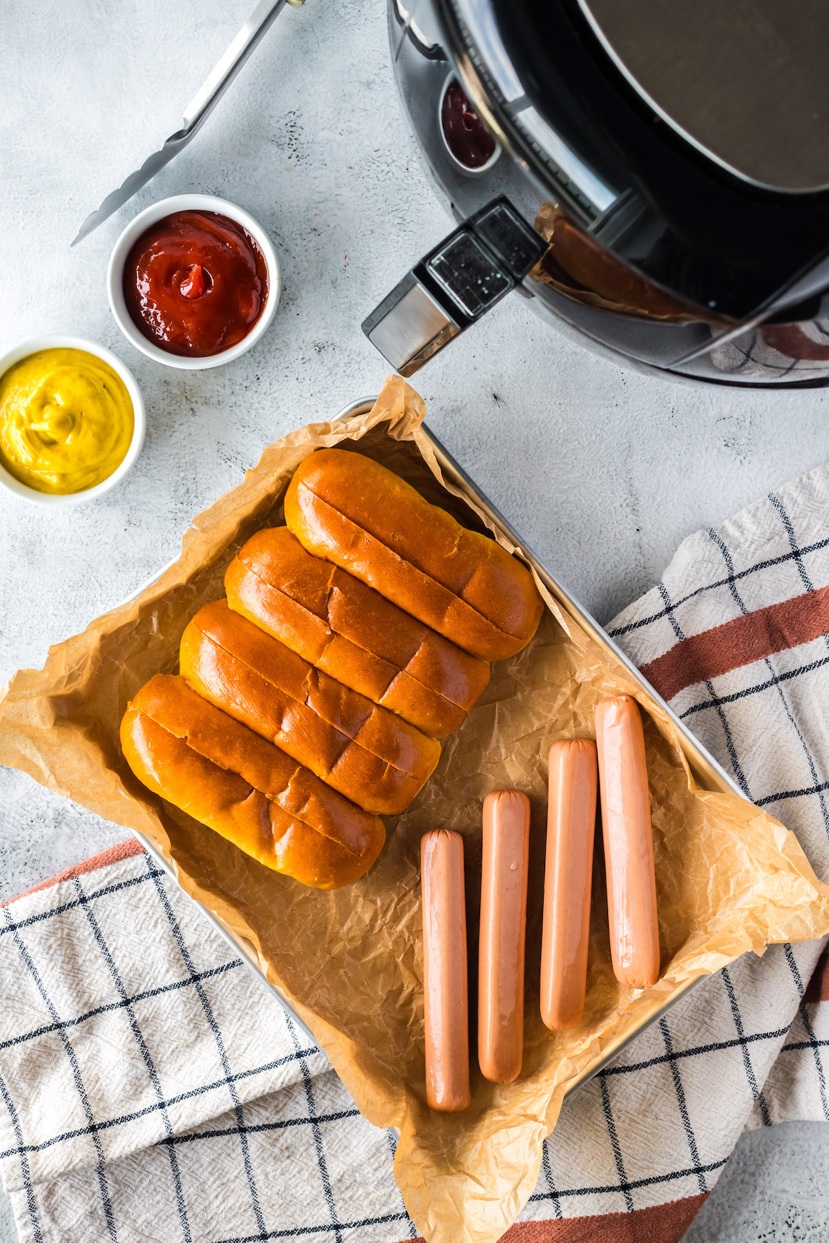 ingredients for air fryer hot dogs