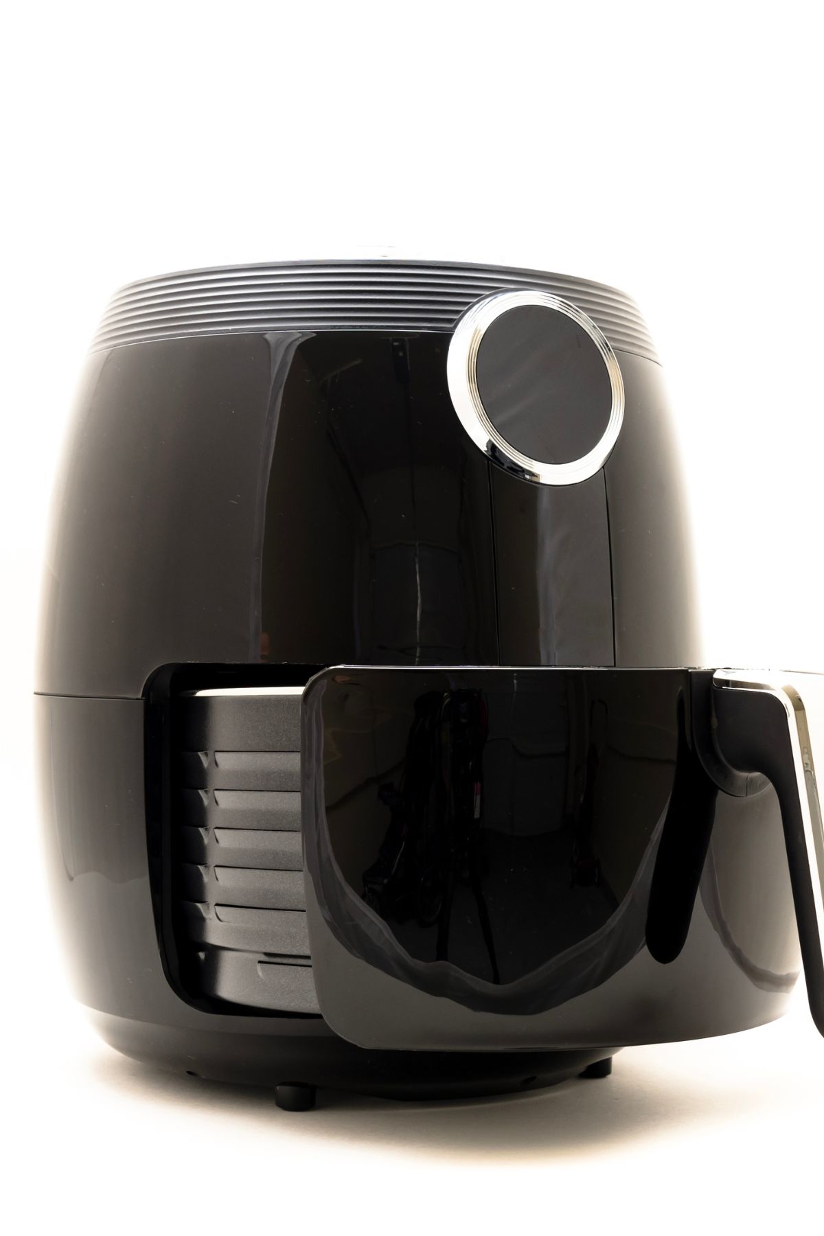 black air fryer with basket