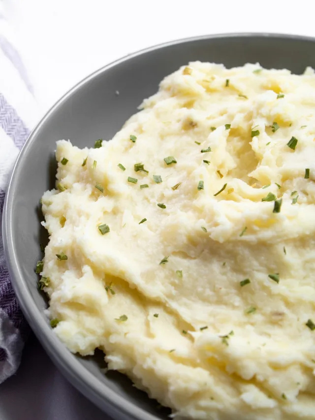 Creamy Pressure Cooker Mashed Potatoes