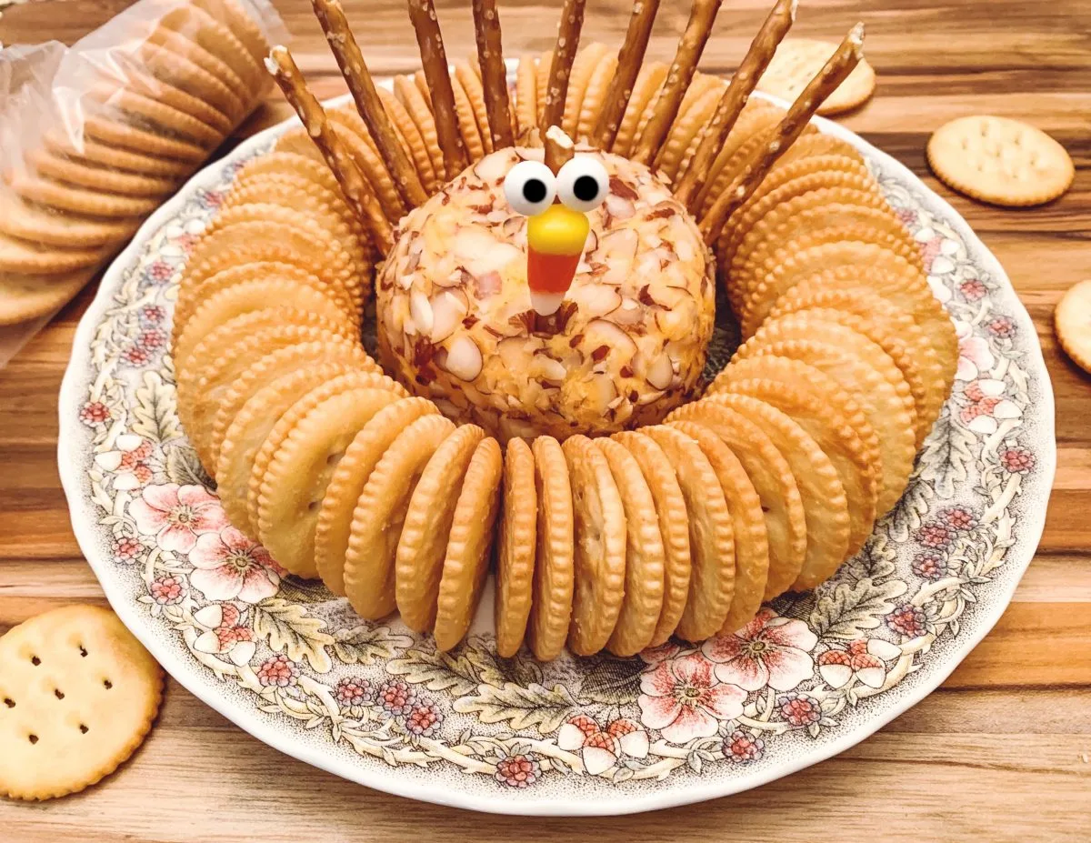 Easy Turkey Cheese Ball