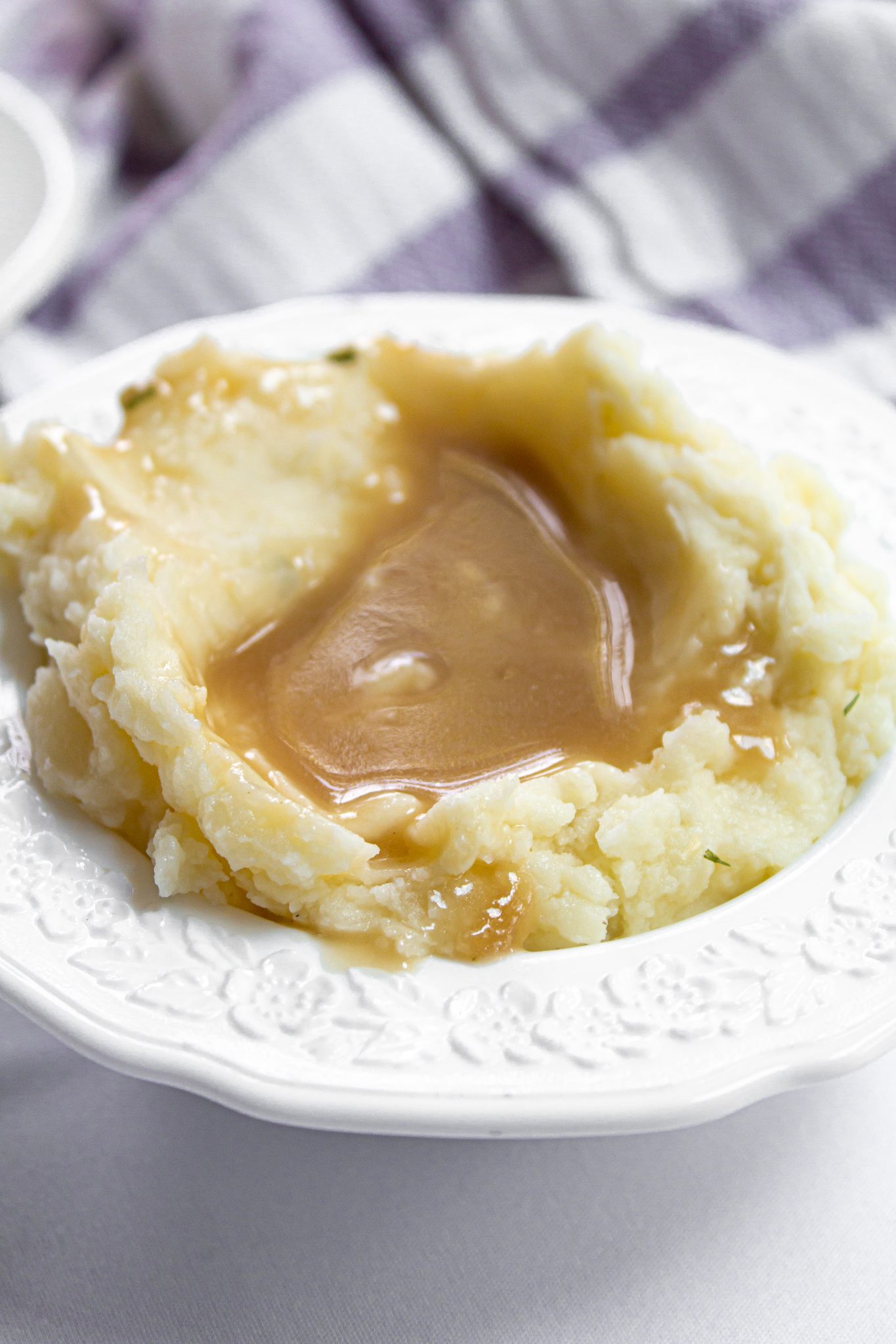How to Make Easy Turkey Gravy (with Drippings or Stock!) Southern